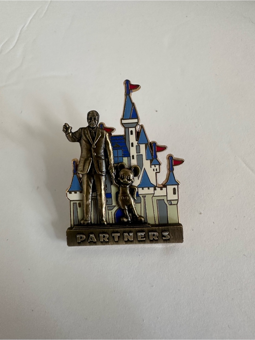 Disney Silver and Blue Castle Partners Pin, Disney trading pin